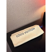 Load image into Gallery viewer, LOUIS VUITTON Kensington Derby BLACK